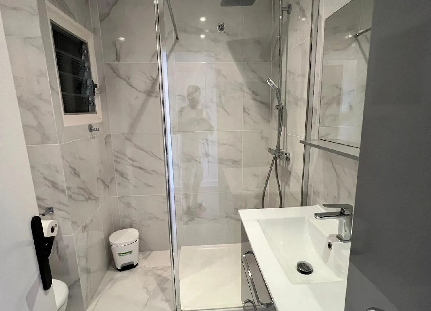 Precioso Apartamento Con Vista Mar Y Parking Av-83 Roses 0*,  Španělsko